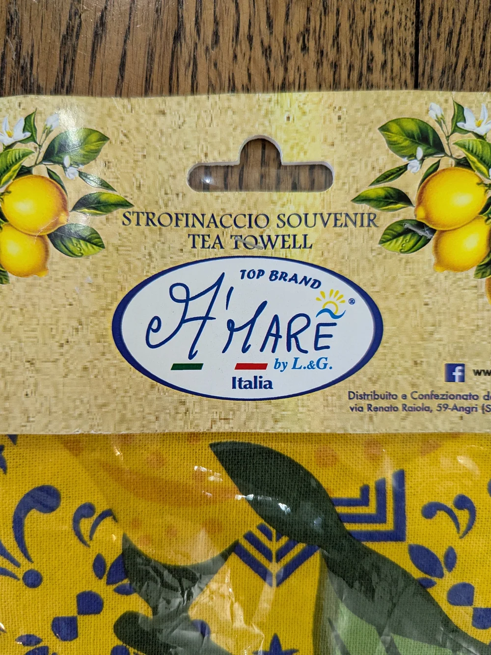 NEW A'MARE Italy Lemon Print Kitchen Towel Set with Ceramic Dispenser Gift Set